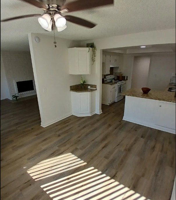 Building Photo - 809 Amigos Way