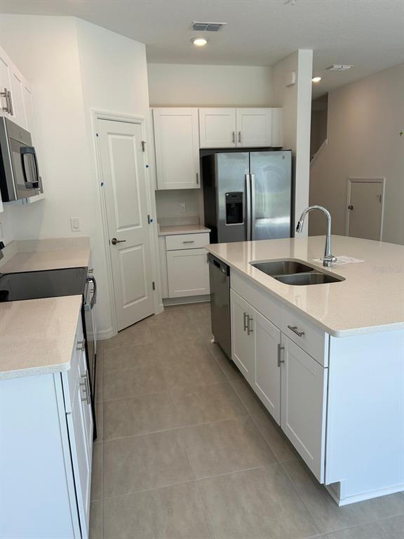 Foto del edificio - 4901 Revolutionary Wy