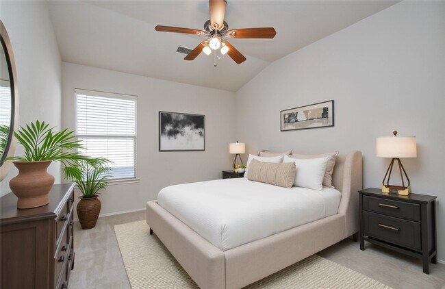 Foto del edificio - 18310 Wild Orchid Dr