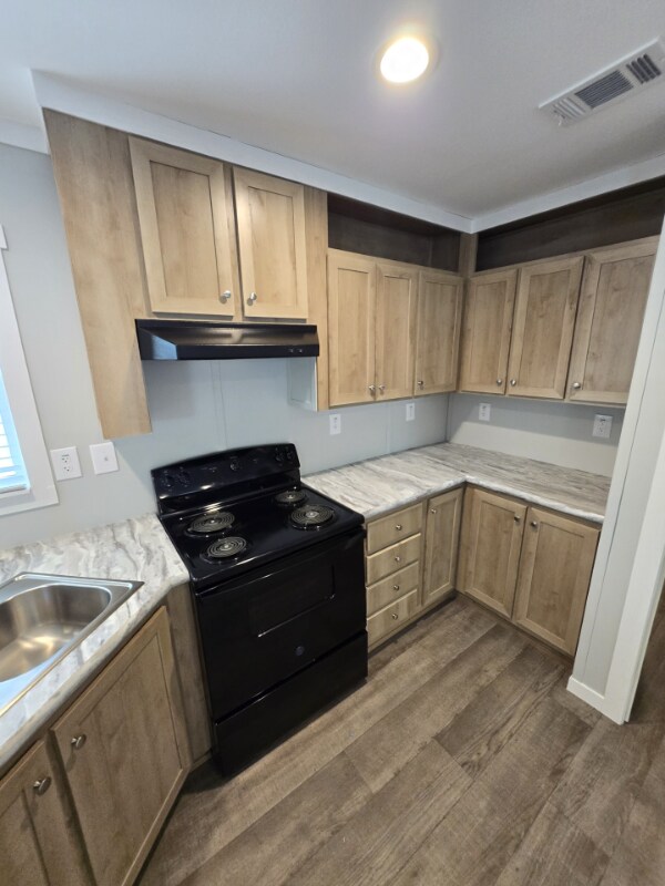 Building Photo - 3000 S 9th Ave