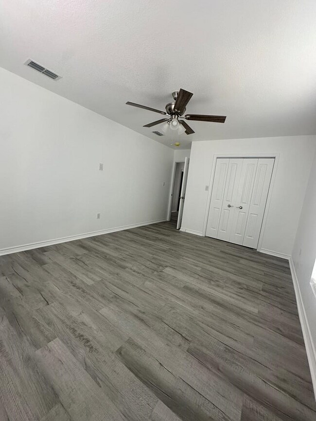 Foto del edificio - 3580 N Treadway Ave