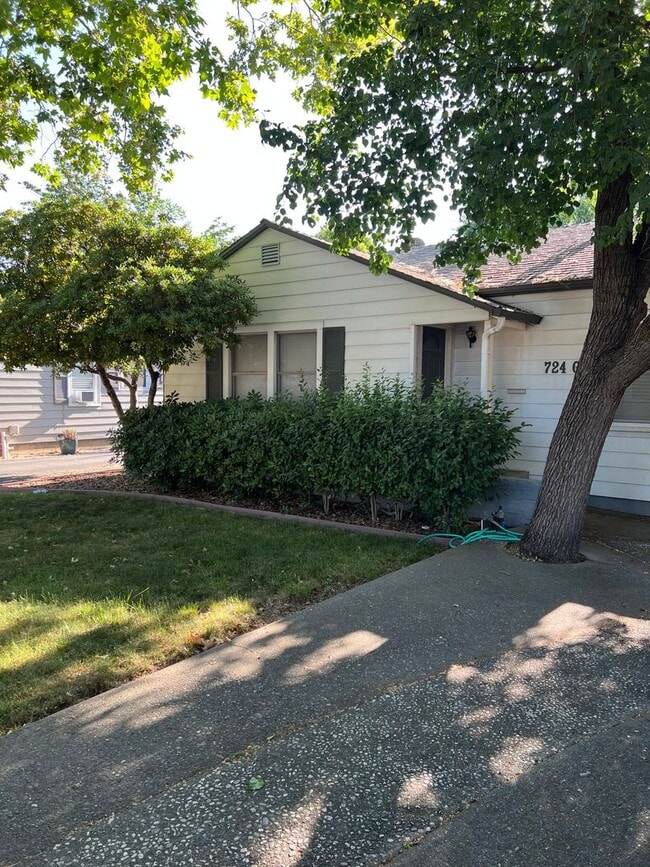 Foto del edificio - Cozy and convenient home in Downtown Davis