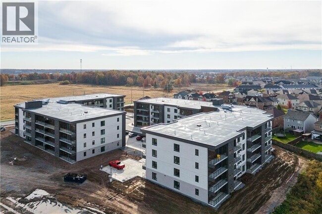 Building Photo - 7549B KALAR Road Unit# 405