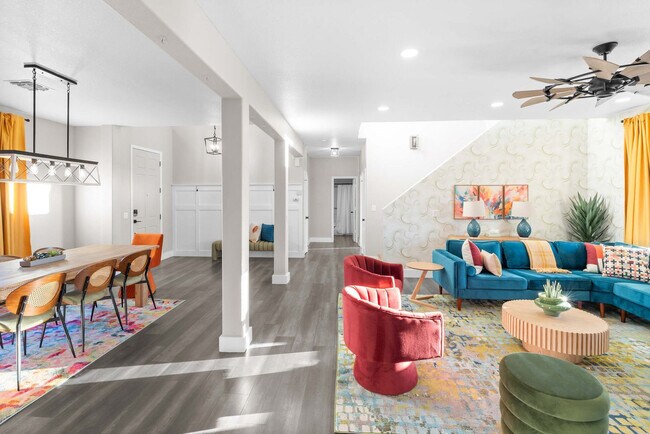 Foto del edificio - 4900 S Springs Dr