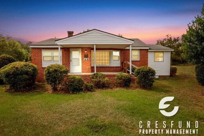 Primary Photo - 3 Bedroom, 1 Bath with Fresh and Modernize...