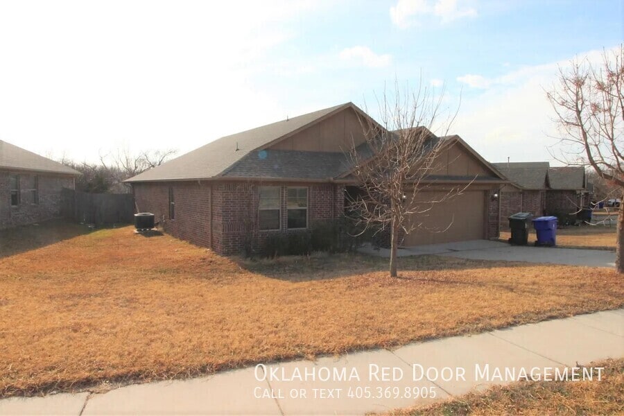 Foto principal - 816 Accipiter St