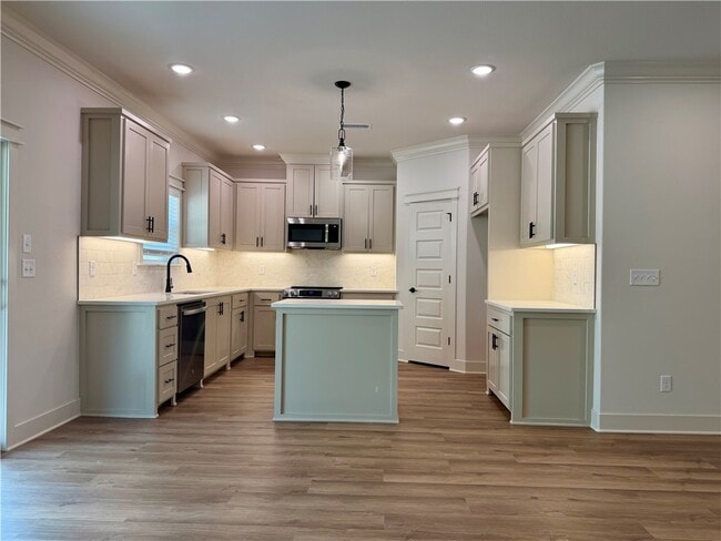 Building Photo - 4 Shetland Cir