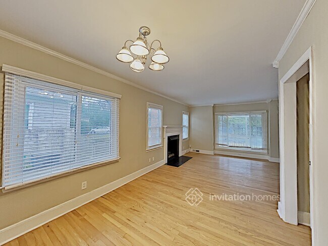 Building Photo - 1417 Seneca Pl