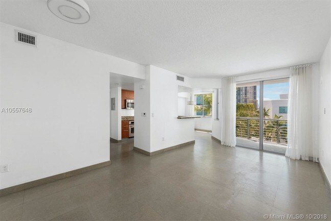 Foto del edificio - THE COSMOPOLITAN RESIDENCES ON SOUTH BEACH