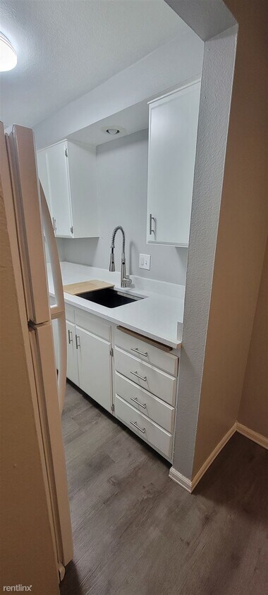 Primary Photo - 3 br, 1 bath Duplex - 403 Southeast 117th ...