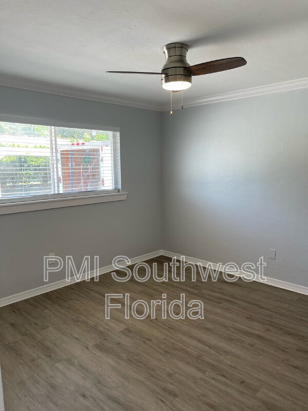 Foto del edificio - 6369 Gateway Ave