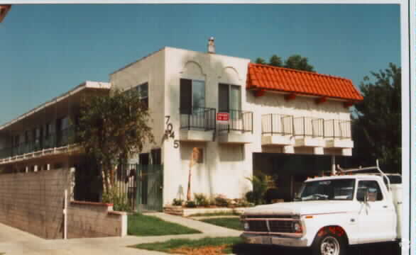 Building Photo - 7045 Remmet Ave