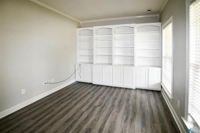 Building Photo - 105 Knotting Pl