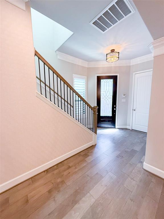 Foto del edificio - 827 W 20th St