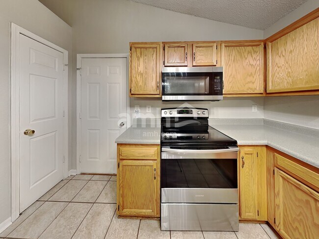 Foto del edificio - 630 Day Break Dr