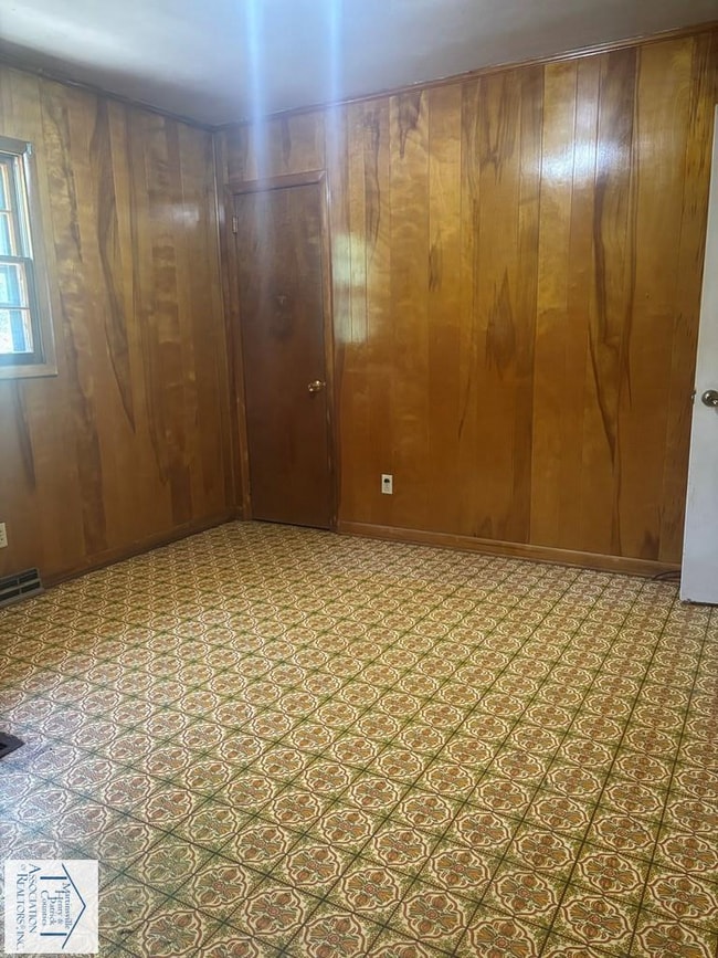 Building Photo - 840 Bassett Heights Rd