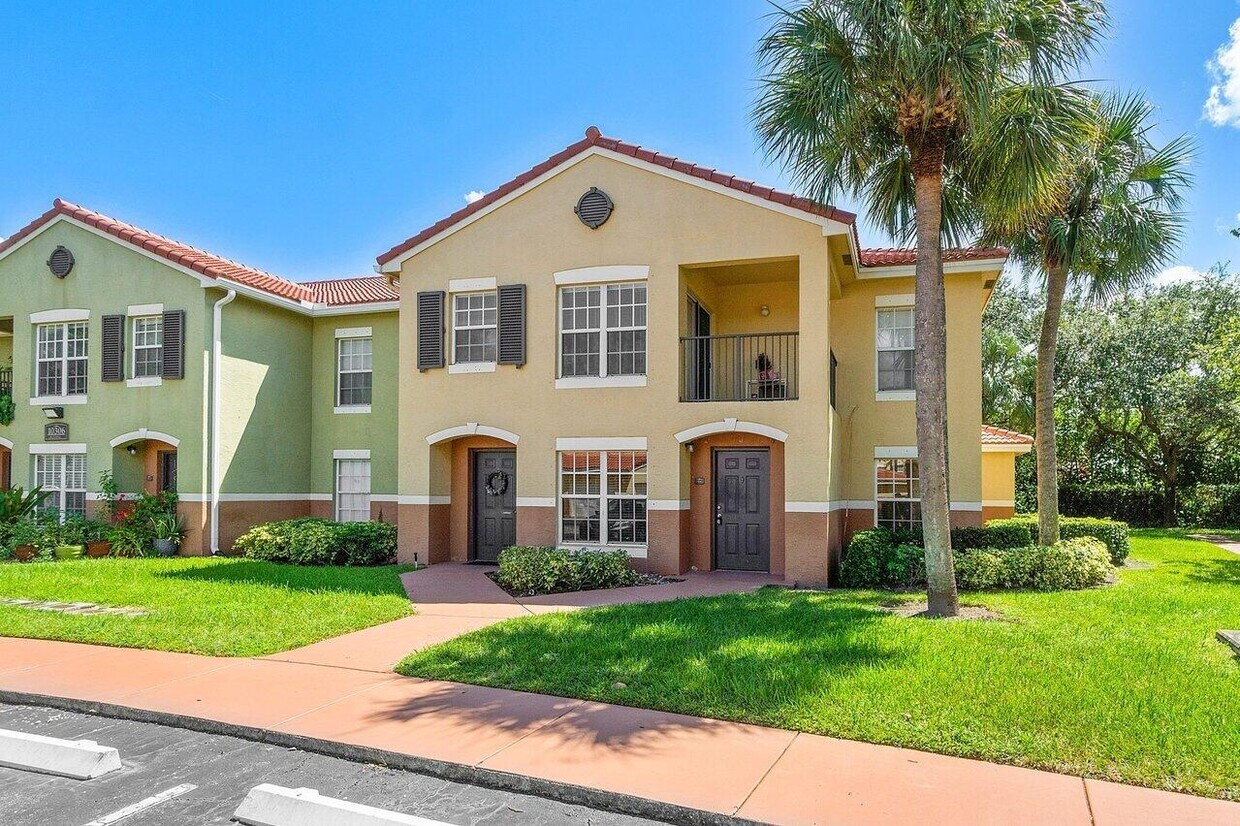 10306 Fox Trail Rd S Unit 906, Royal Palm Beach, FL 33411 Condo for Rent in Royal Palm Beach