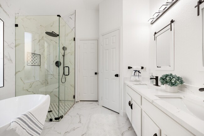 Master bathroom with freestanding tub - 4817 Culberson Ct
