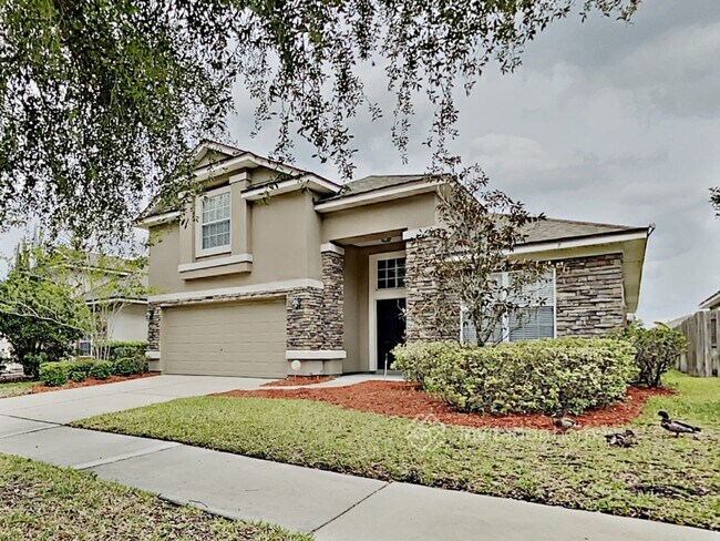 Building Photo - 14800 Falling Waters Dr