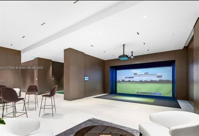 Building Photo - 300 Biscayne Blvd Way