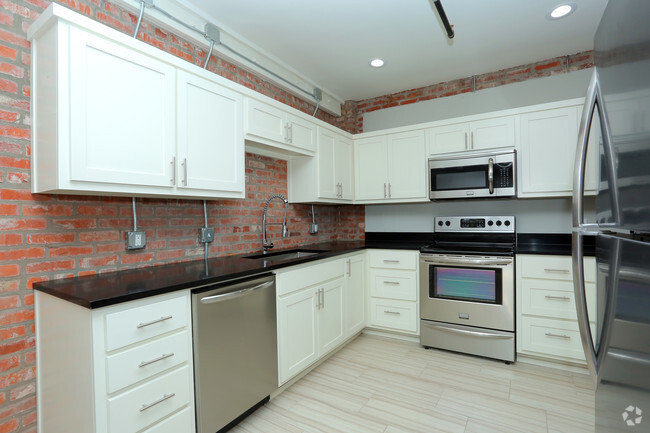 2BR Flat - Kitchen - Jacobs Lofts on First