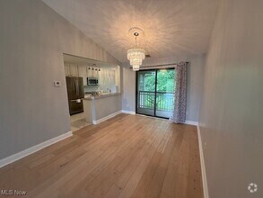 Building Photo - 3800 Rosemont Blvd