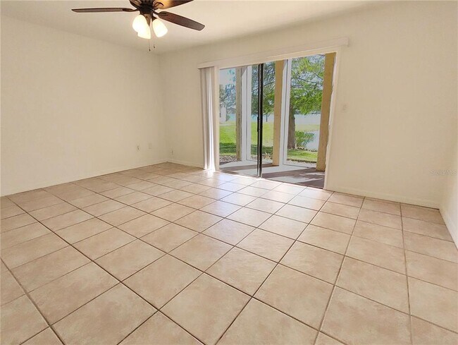 Building Photo - 538 Orange Dr