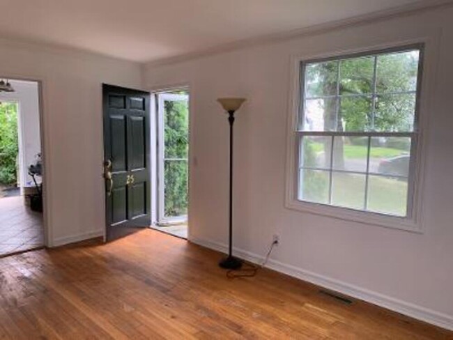 Living Room - 25 Birchwood Rd