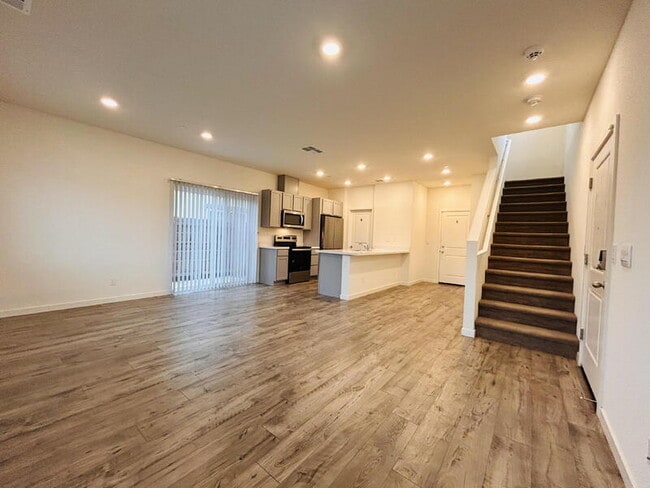 Building Photo - 5312 Molino Cir