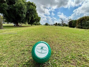 Building Photo - 3351 S Palm Aire Dr