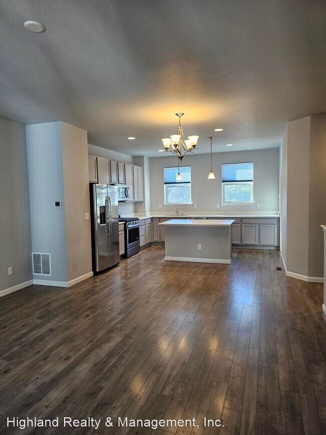 Foto del edificio - 2 br, 3.5 bath House - 4245 E Iliff Ave #4