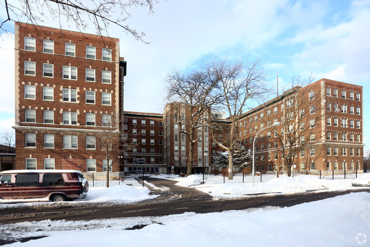 Building Photo - Beth-Anne Residences