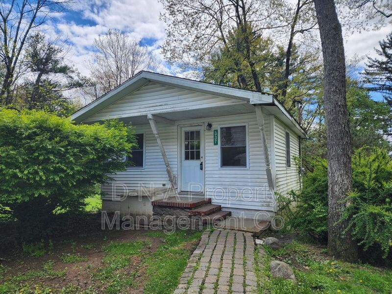 337 Copper Rd, East Stroudsburg, PA 18302 House Rental in East