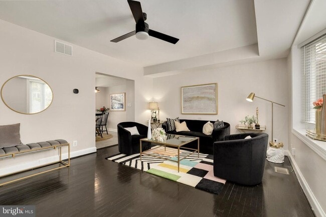 Photo - 1316 Michigan Ave NE House