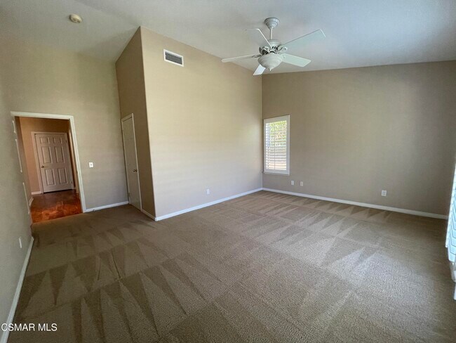 Building Photo - 2210 Rutland Pl