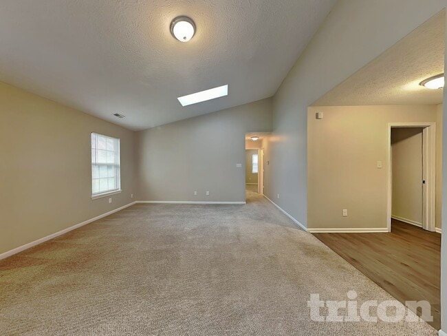 Building Photo - 11905 Breta Ct