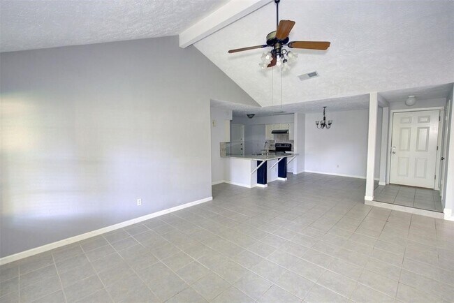 Building Photo - 5311 Linda Ln