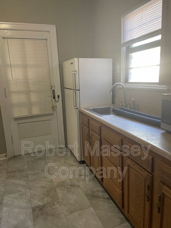 2121 Walnut Pl Unit 1, Louisville, KY 40205 Condo for Rent in