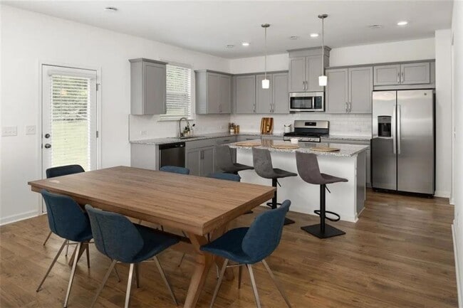 Foto del edificio - 2237 Braystone Ln