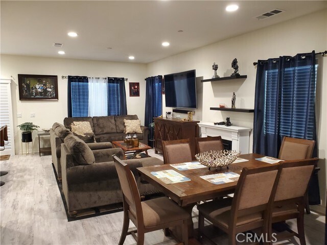 Foto del edificio - 27440 Red Rock Rd