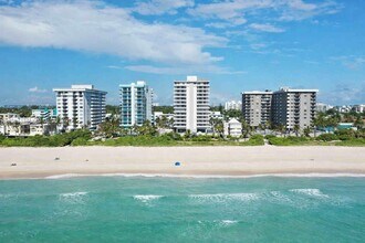 Building Photo - 9225 Collins Ave