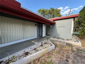Building Photo - 7411 Juniper St