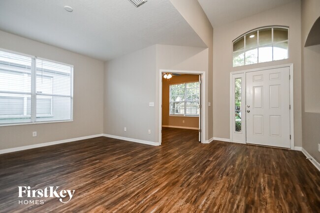 Building Photo - 8907 Sandy Plains Dr