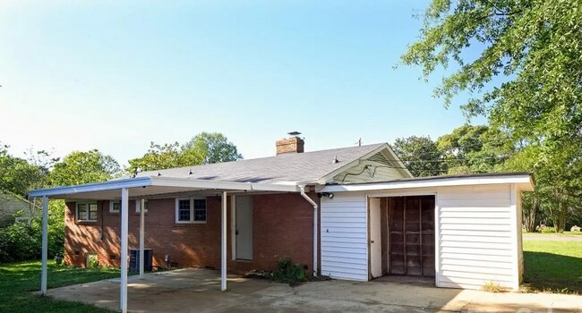 Foto del edificio - 2140 13th Ave NE