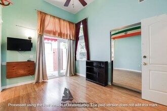 Building Photo - 614 13th St