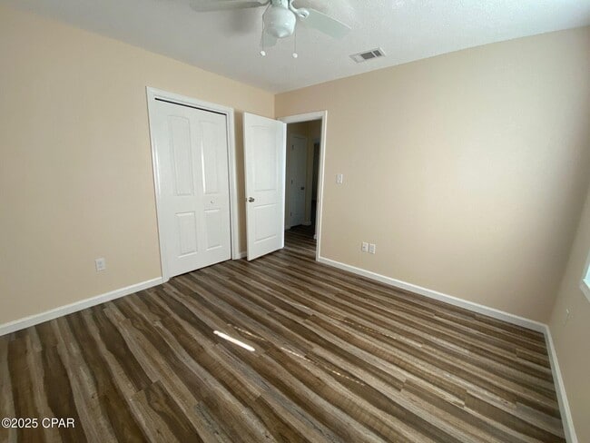 Foto del edificio - 5019 Cherry St