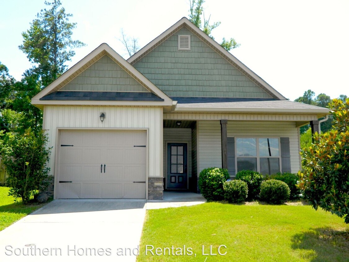 3 br, 2 bath House 219 Claudia Drive House Rental in Grovetown, GA