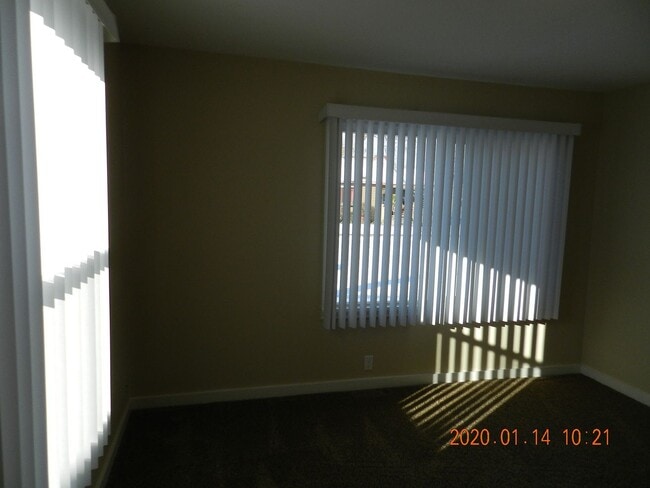 Foto del edificio - 2 Bedroom / 1 Bathroom Home in Madras Oregon