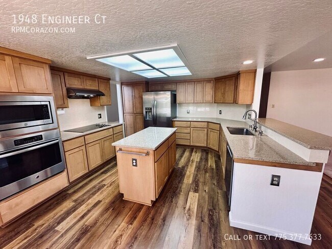 Foto del edificio - 1948 Engineer Ct