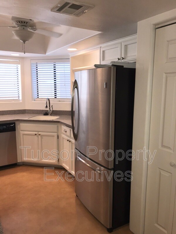 Foto del edificio - 2839 E Weymouth Cir